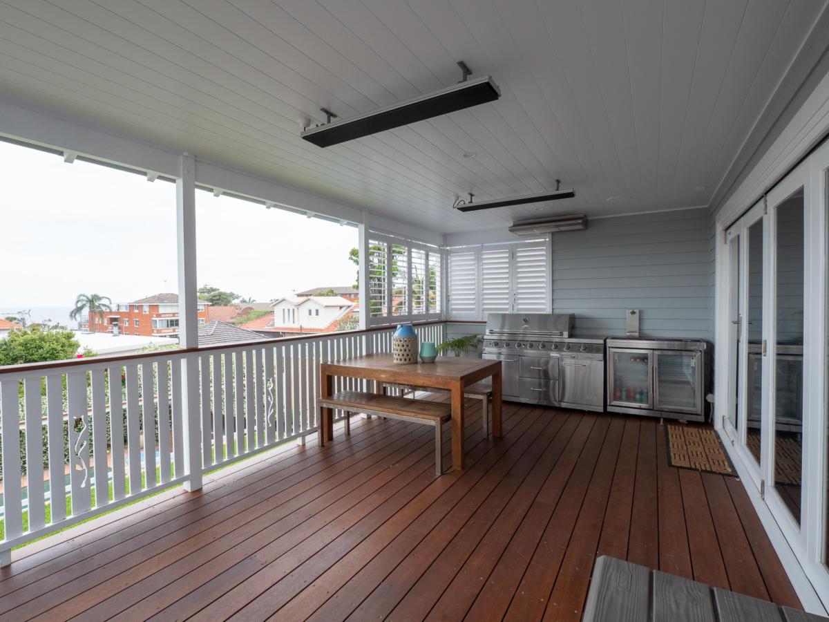 Alfresco with heat strip Coogee