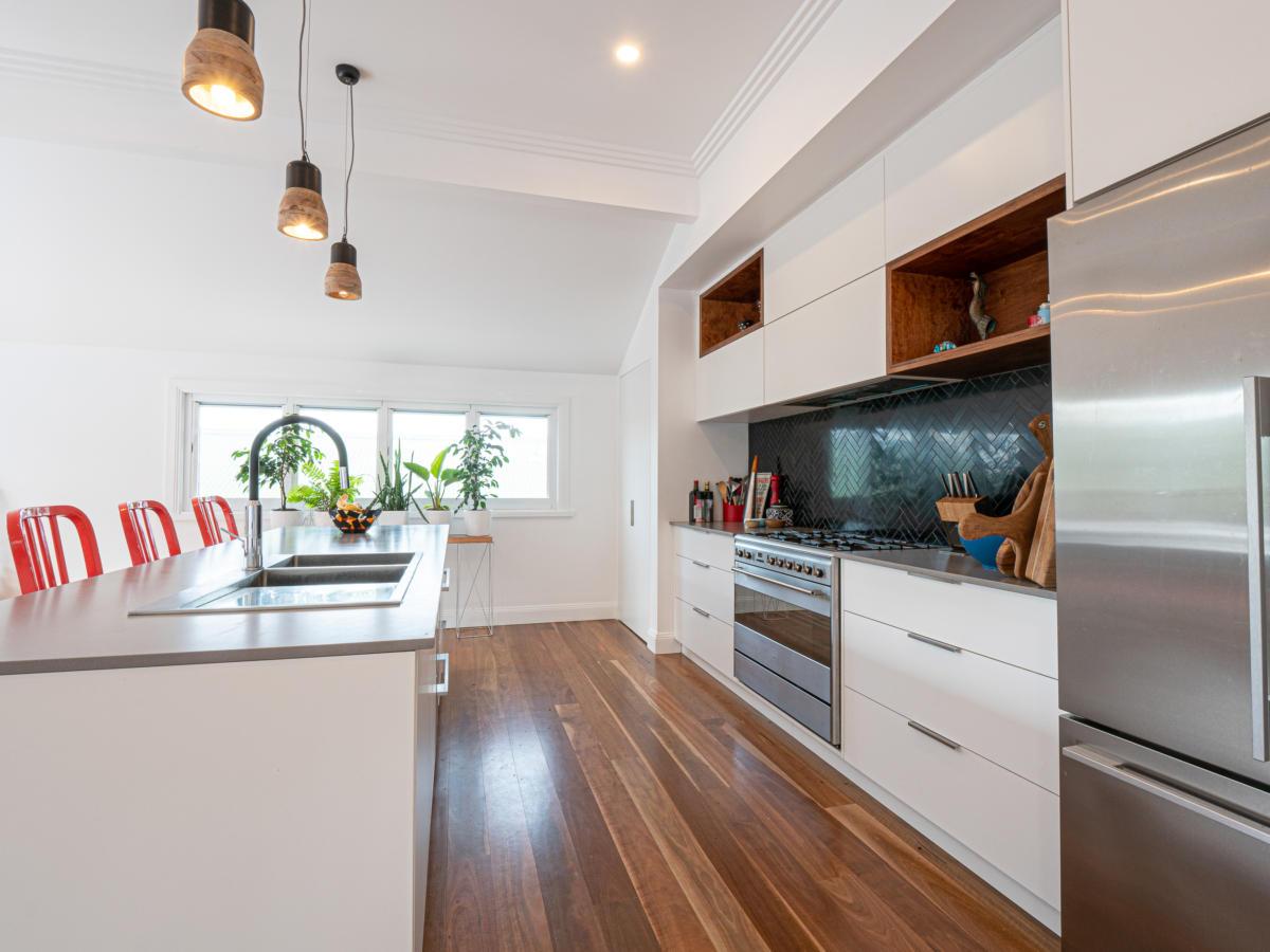 Large scale kitchen renovation in Thirroul
